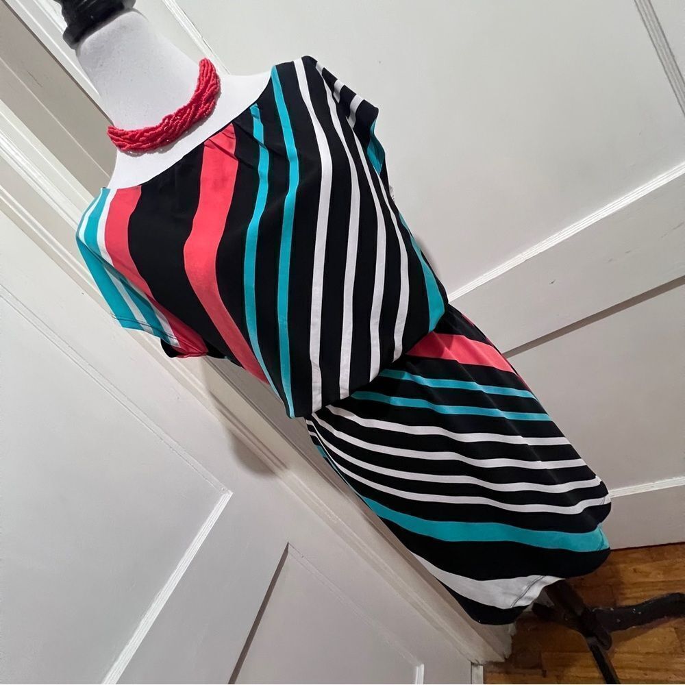 Signature by Sangria Coral Stripped Dress Women's Size Medium